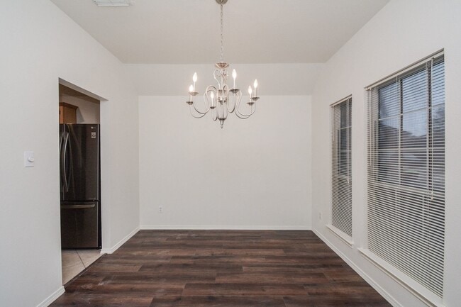 Building Photo - 2811 Eros Ln