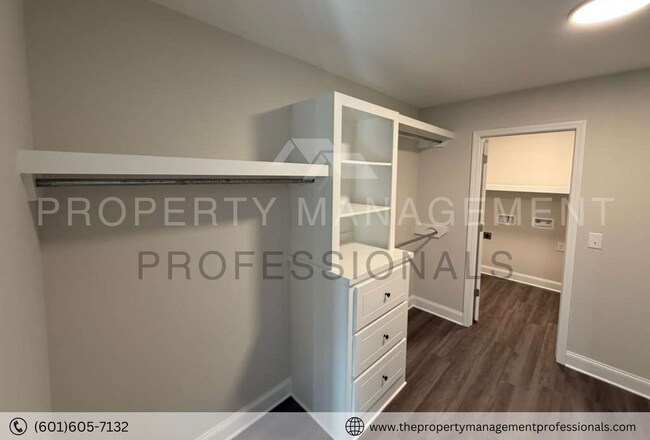 Building Photo - BRAND NEW!!! FABULOUS HOME!!!