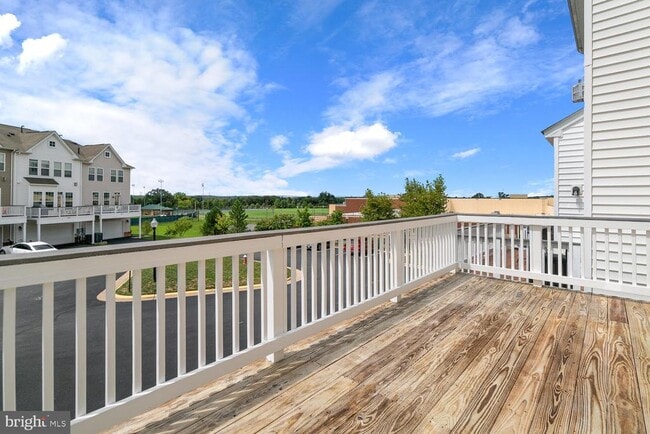 Building Photo - 22664 Amberjack Square