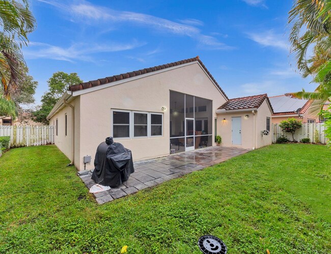 Building Photo - 204 Cameron Dr