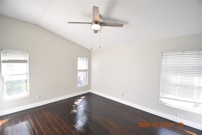 Building Photo - 1922 Sean Wood Cir