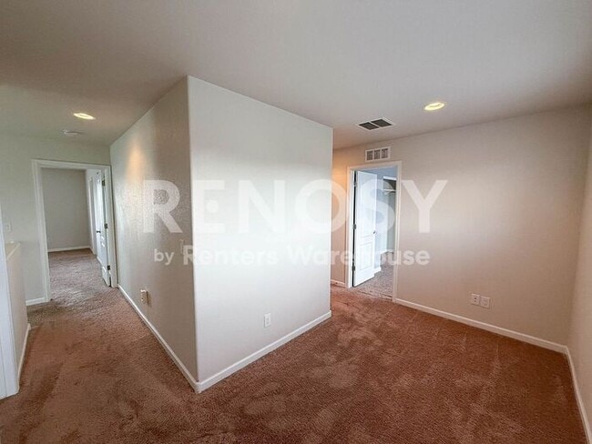 Building Photo - Spacious 4-Bedroom Home with Open Floor Plan and Large Backyard in Thornton