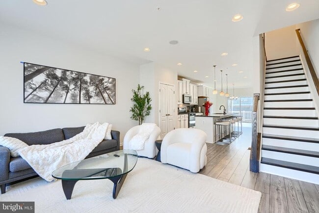 Building Photo - 2718 Lanham Hill Cir