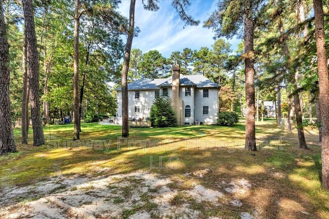 Building Photo - 1 Sweet Gum Ct