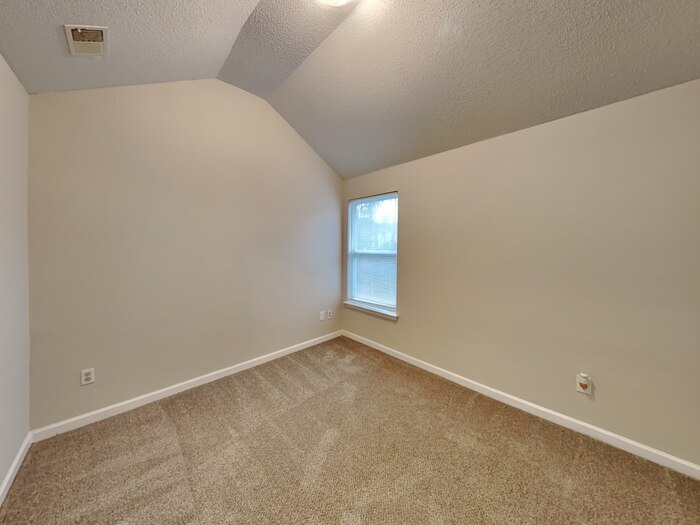 Building Photo - 360 Dressage Ct