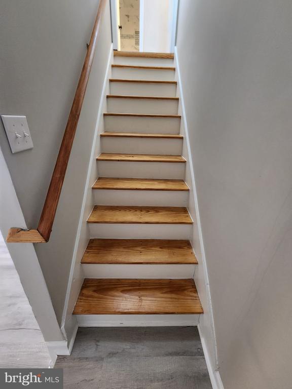 Building Photo - 5625 Reardon Ln