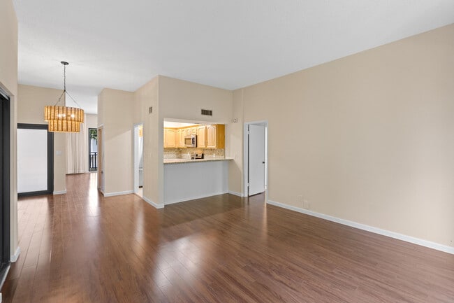 Building Photo - 1630 S Ocean Ln