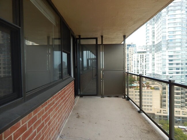 Building Photo - 270 Marin Blvd