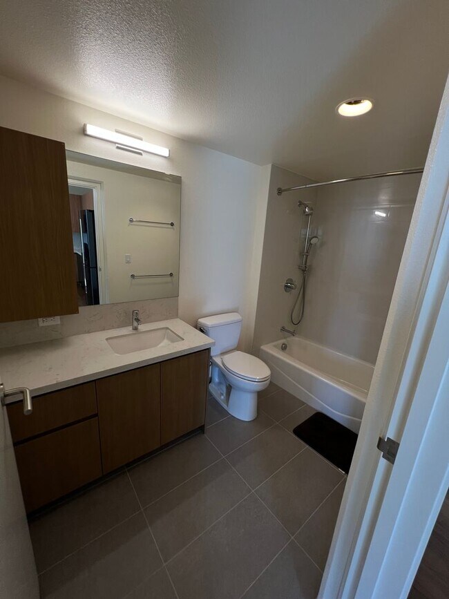 Primary Photo - ** 2 BEDROOM 2 BATH** 2 covered PARKING, O...