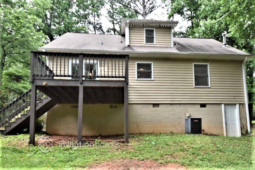 Building Photo - 1110 Wood Valley Rd