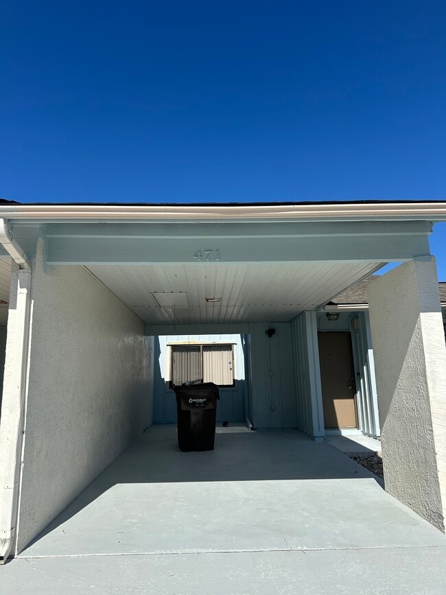 Building Photo - 471 Prestwick Pl