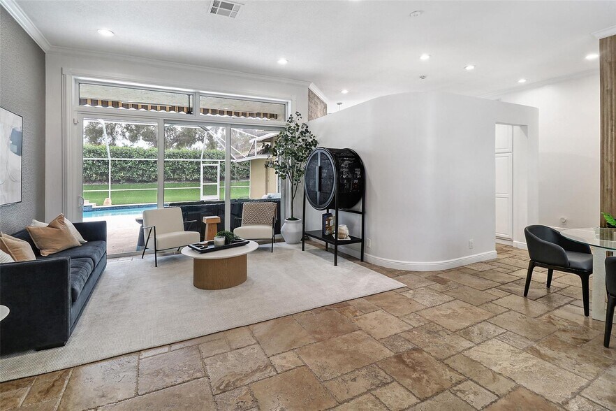 Building Photo - 6430 NW 98th Ln