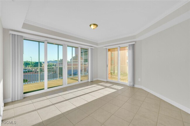 Building Photo - 2745 First St