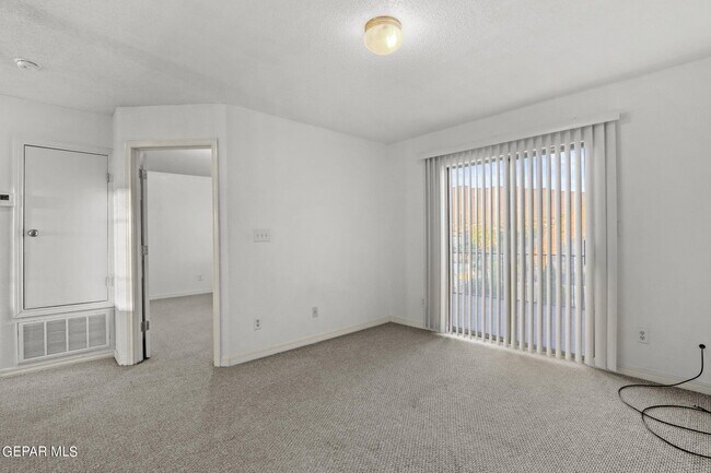Building Photo - 1476 Luz De Sol Dr
