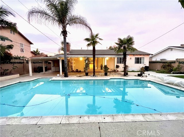 Building Photo - 10422 S Oakhaven Dr