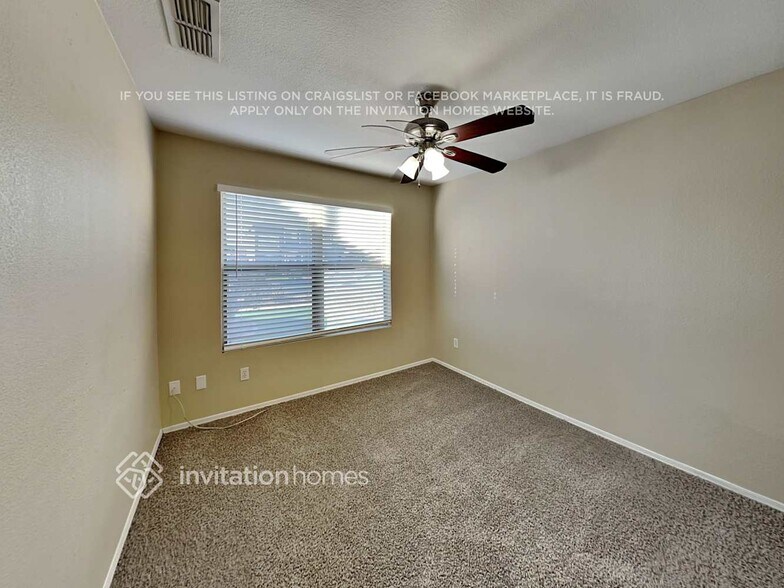 Building Photo - 11610 W Charter Oak Rd