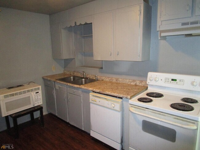 Building Photo - 803 Grosso Ave