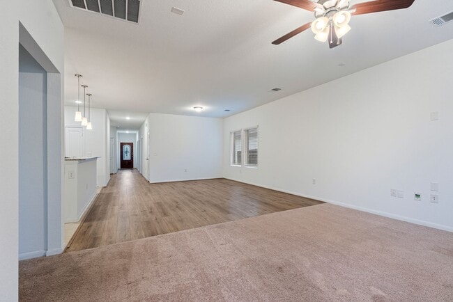Building Photo - 149 Biscayne Dr