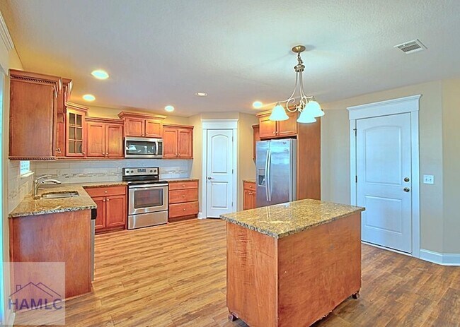 Building Photo - 381 Mancey Garrason Lp