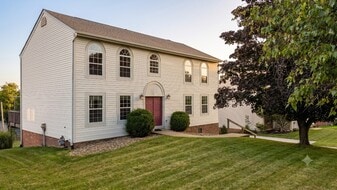 Building Photo - 3129 Westwind Dr