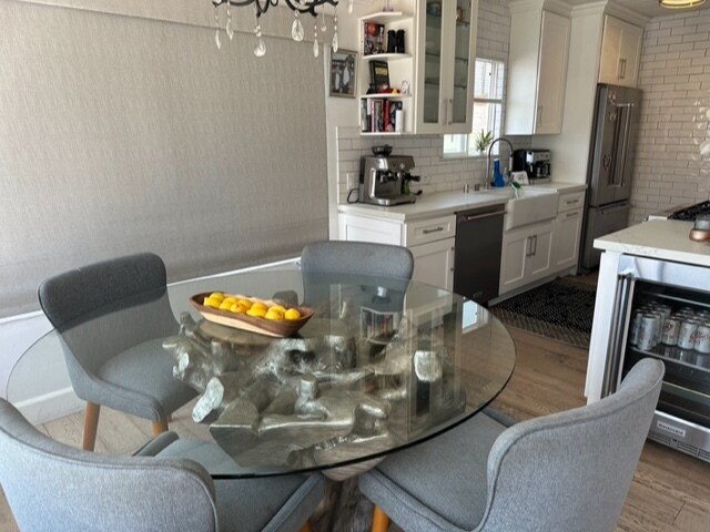 Building Photo - 205 41st St