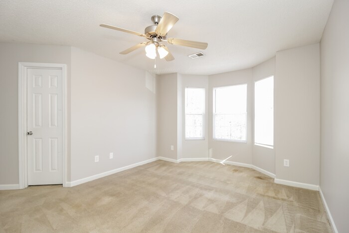Building Photo - 4880 W Park Cir