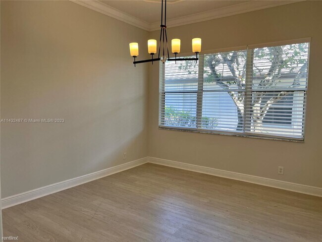 Building Photo - 4 br, 3 bath House - 571 Stonemont Dr