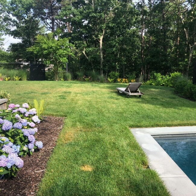 Building Photo - 13 Hilltop Ln