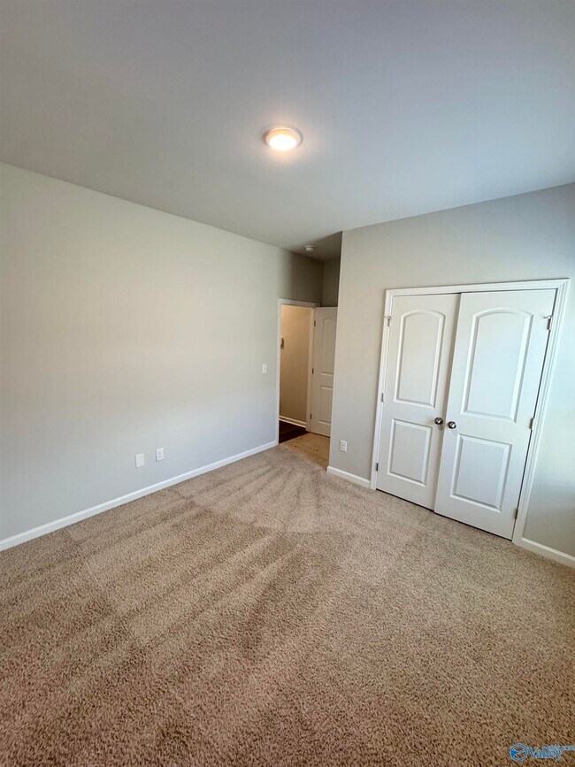 Building Photo - 17007 Carriage Sta Dr