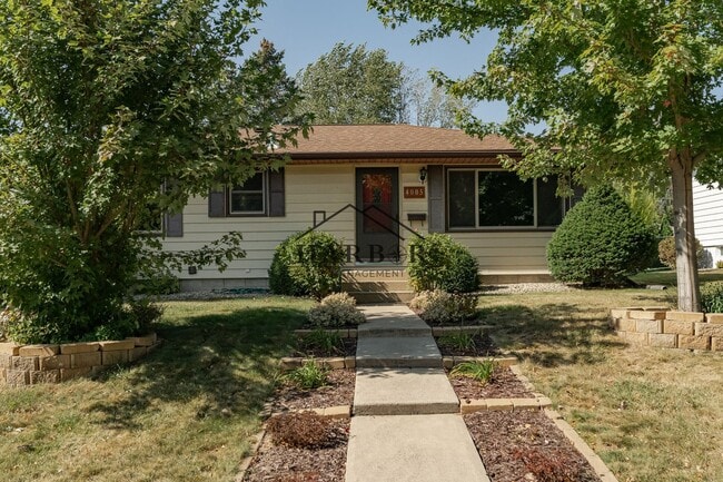Building Photo - Single Family Home - Coming Soon!