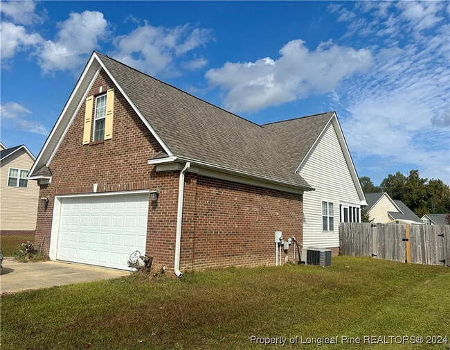 Building Photo - Charming Home with Hardwood Floors, Bonus ...