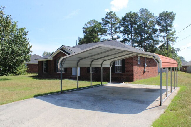 Building Photo - 2748 Davis Mill Rd