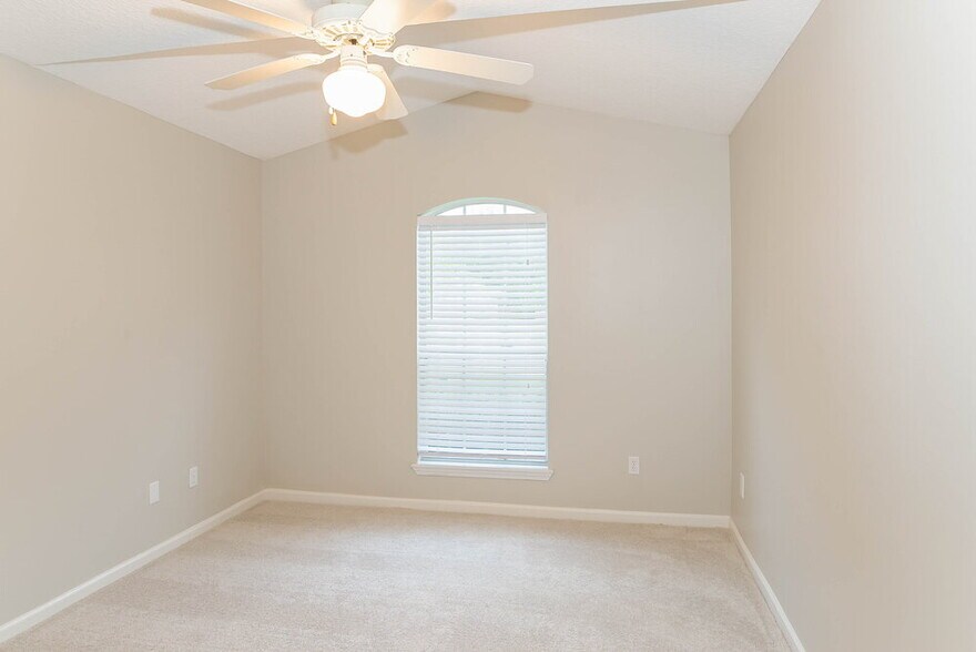 Building Photo - 1113 Ajuga Ct