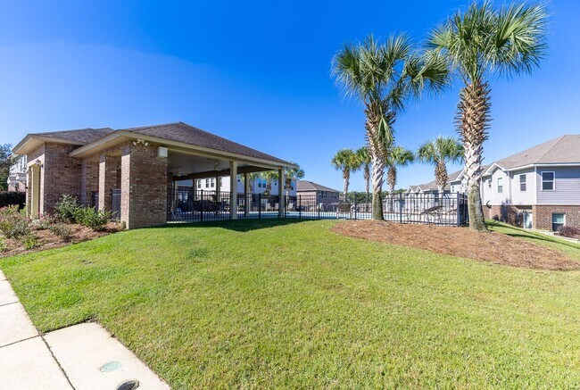 Building Photo - Ground-Floor Condo with Garage in Quail Hollow, Spanish Fort!