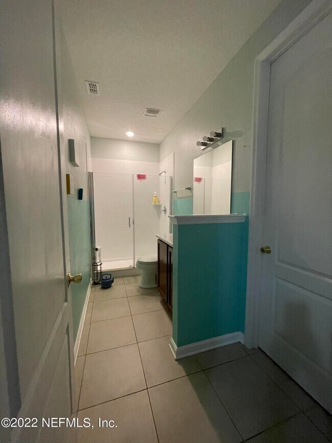 Building Photo - 15888 Lexington Park Blvd