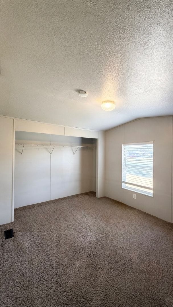 Building Photo - AVAILABLE NOW - Recently Renovated, Charming 2-Bedroom Home in the Heart of Pasco::