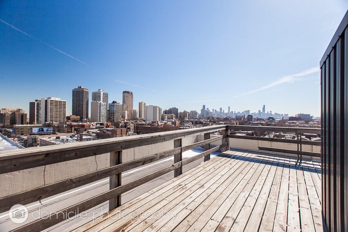 Building Photo - 2800 N Orchard St