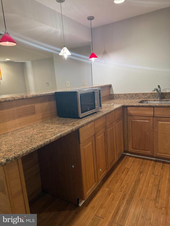 Building Photo - 4363 Varnum Pl NE