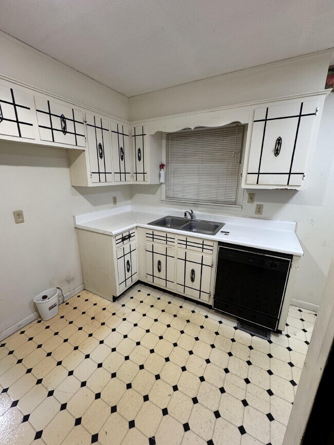 Building Photo - "Charming 3-Bedroom Home with 2 Full Baths in Rainsville – 1,410 Sq. Ft. of Cozy Comfort!"