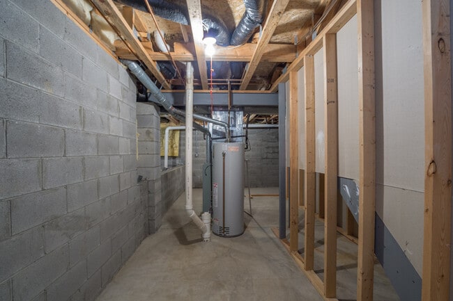 Building Photo - 6657 Delburn Ct