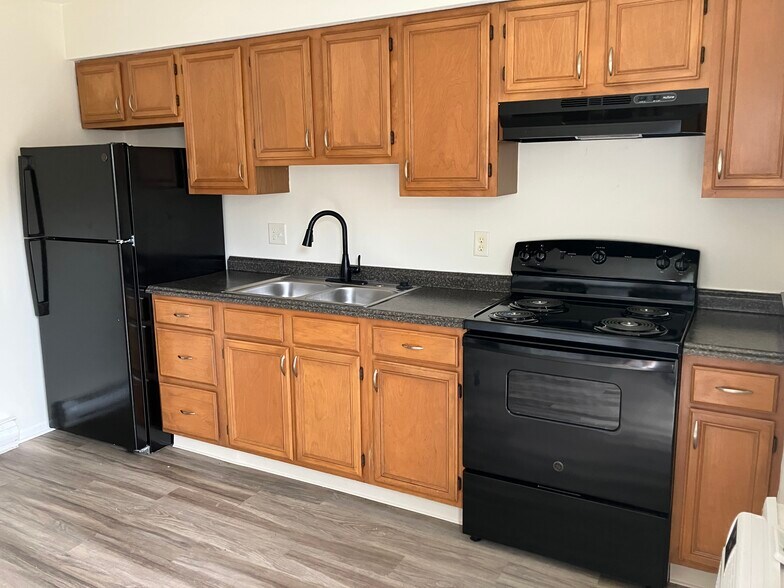 Building Photo - 1235 Todd Ln