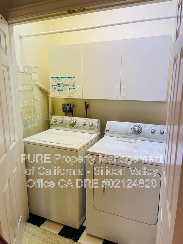 Building Photo - 1048 Savannah Drive