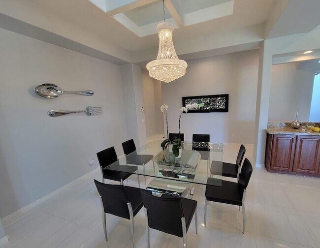 Building Photo - 5 Curie Ct