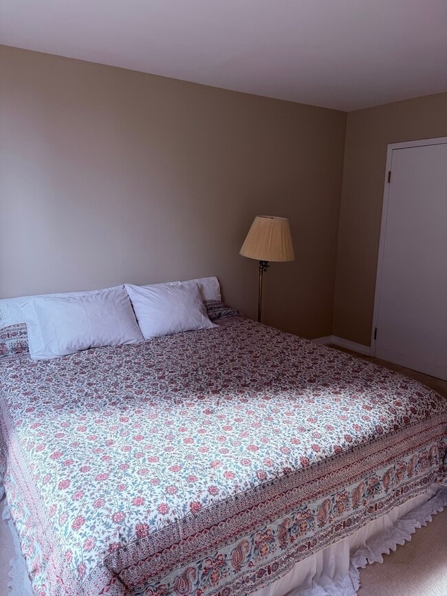 Building Photo - 401 E Ontario St