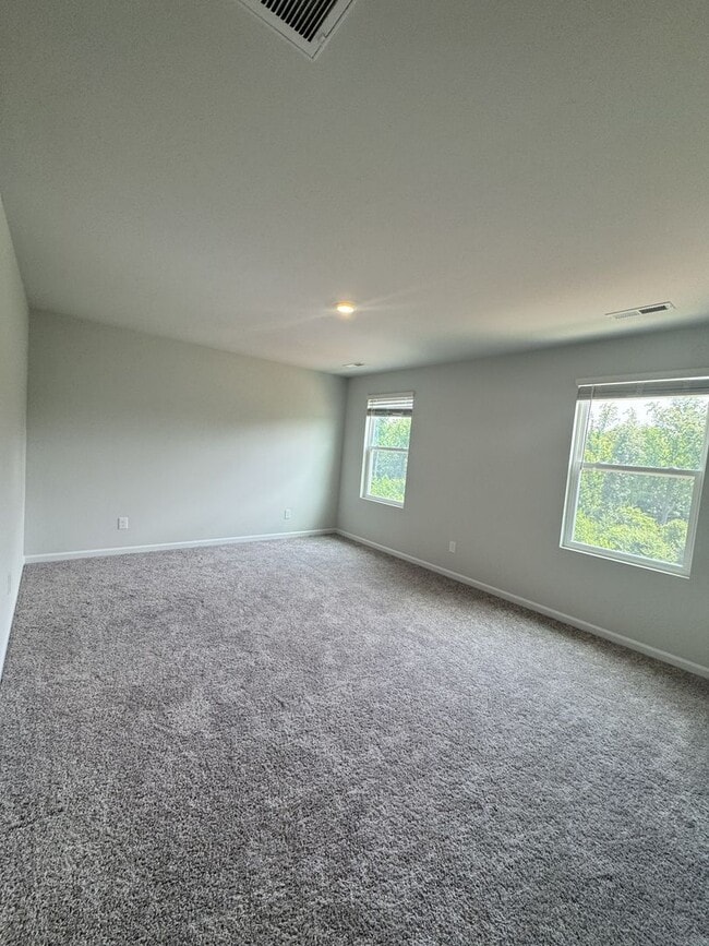 Building Photo - 5037 Fallmeade Rd