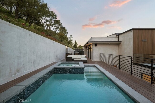 Building Photo - 2369 Jupiter Dr