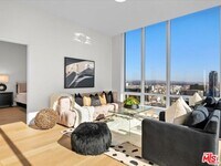 Building Photo - 877 Francisco St