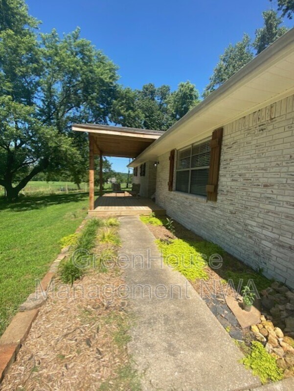 Building Photo - 14517 Osage Rd