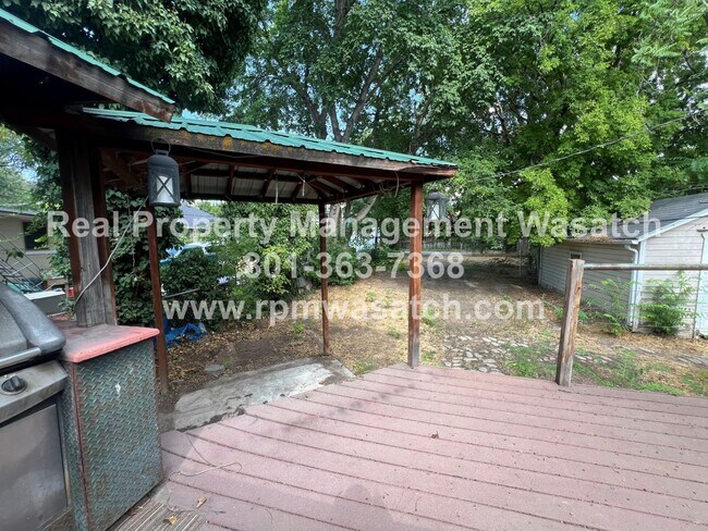 Building Photo - 1105 S 700 E
