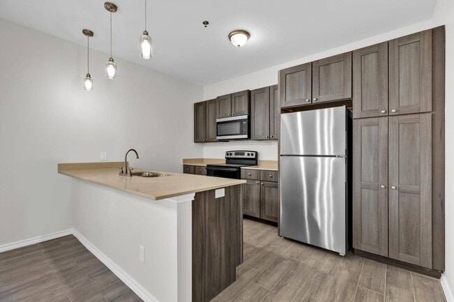 Building Photo - 651 FM511